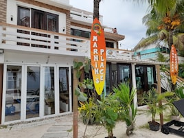 Fachada de la propiedad