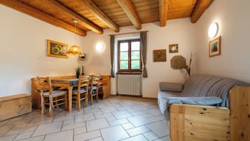 Huoneisto, 2 makuuhuonetta (3-7 Pax Girasole) | Ruokasali