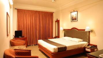 Deluxe Double or Twin Room | Free WiFi, bed sheets, wheelchair access