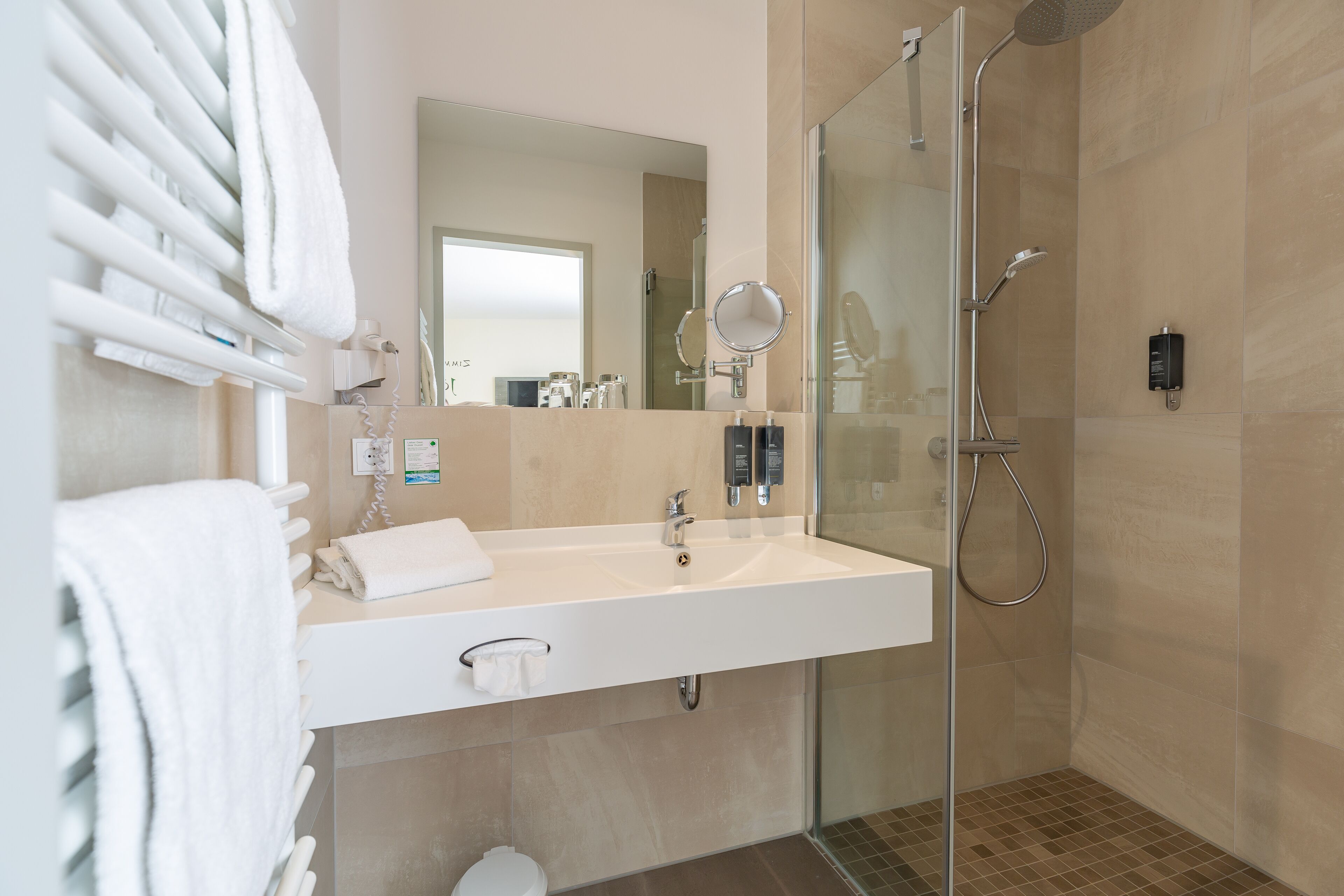 shower, rainfall showerhead, free toiletries, hair dryer