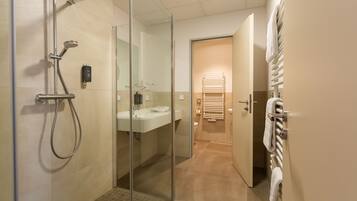 Suite, Mountain View | Bathroom | Shower, rainfall showerhead, free toiletries, hair dryer