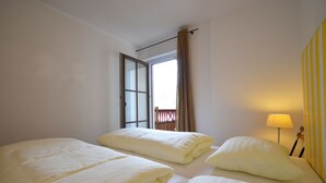 Apartment (Apartment Ski & Golf) | Iron/ironing board, cots/infant beds, free WiFi, bed sheets - Apartment Ski & Golf Kaprun (Kaprun)