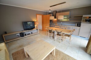 Apartamento (Apartment Ski & Golf) | Servicio de comidas en la habitación
