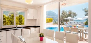 Villa, 5 Bedrooms | In-room dining - Villa Olivella (Kas)