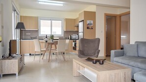 Apartment | Living area - Mythical Sands Resort (Paralimni)