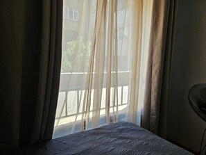 Superior Apartment, 2 Bedrooms | Individually furnished, laptop workspace, iron/ironing board, free WiFi - UH ApartHotel Lastarria 70 (Santiago)
