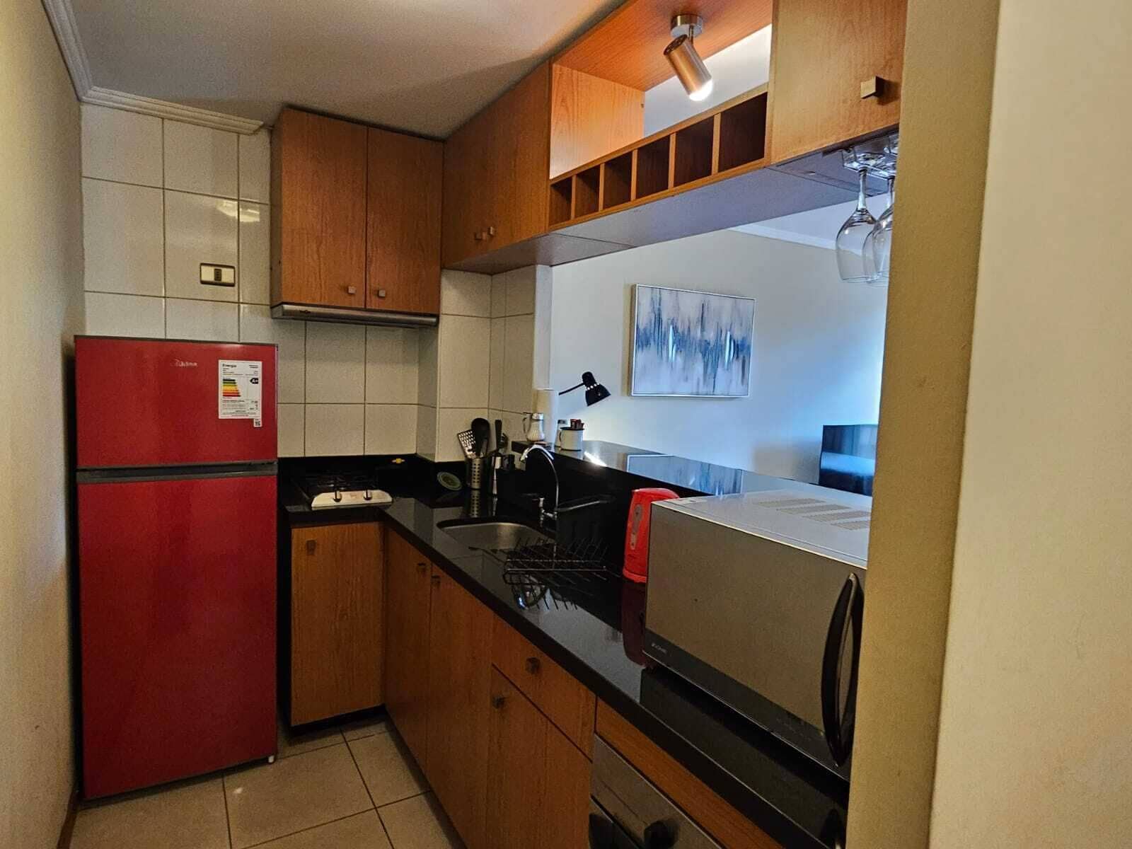 Apartamento conforto | Cozinha privada | Geladeira, micro-ondas, fogão, cooktop