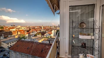 Departamento, balcón, vista a la ciudad | Vista del balcón