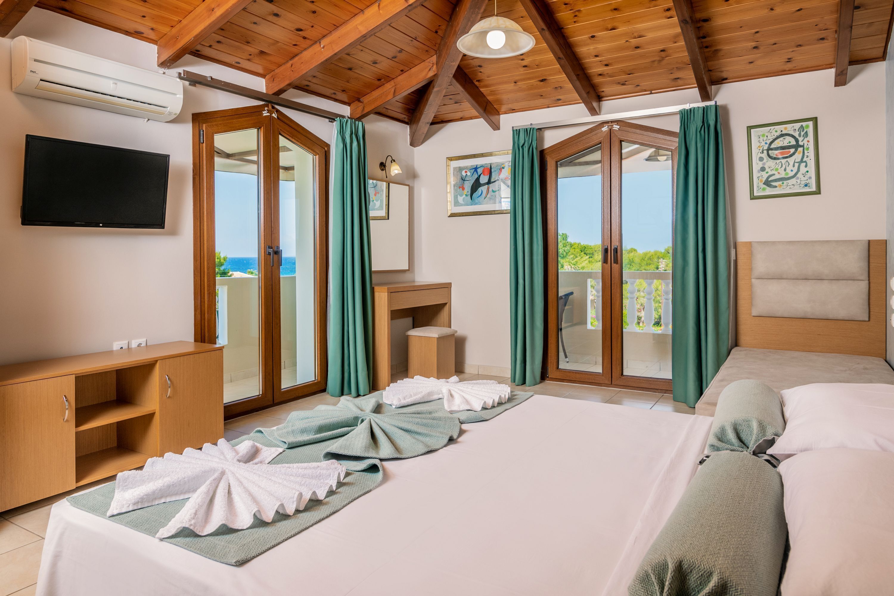 Studio | In-room safe, free WiFi, bed sheets