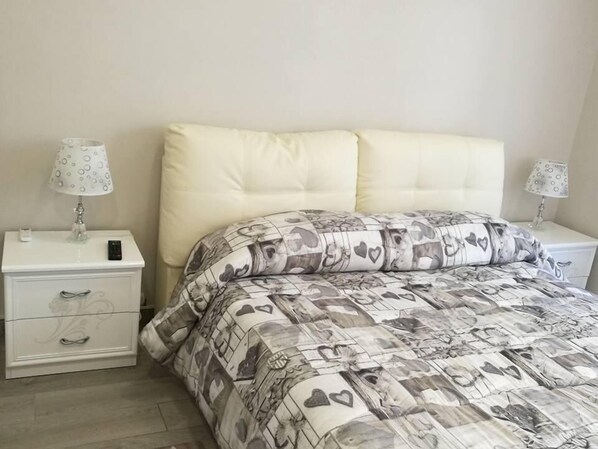 Double Room, Balcony