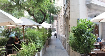 UH ApartHotel Lastarria 104
