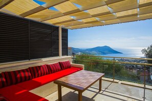 别墅, 6 间卧室 | 露台