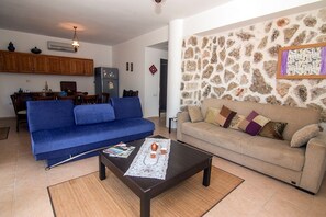 Villa - 4 sovrum - icke-rökare - privat pool | Vardagsrum | Platt-tv