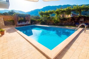 Piscine extérieure