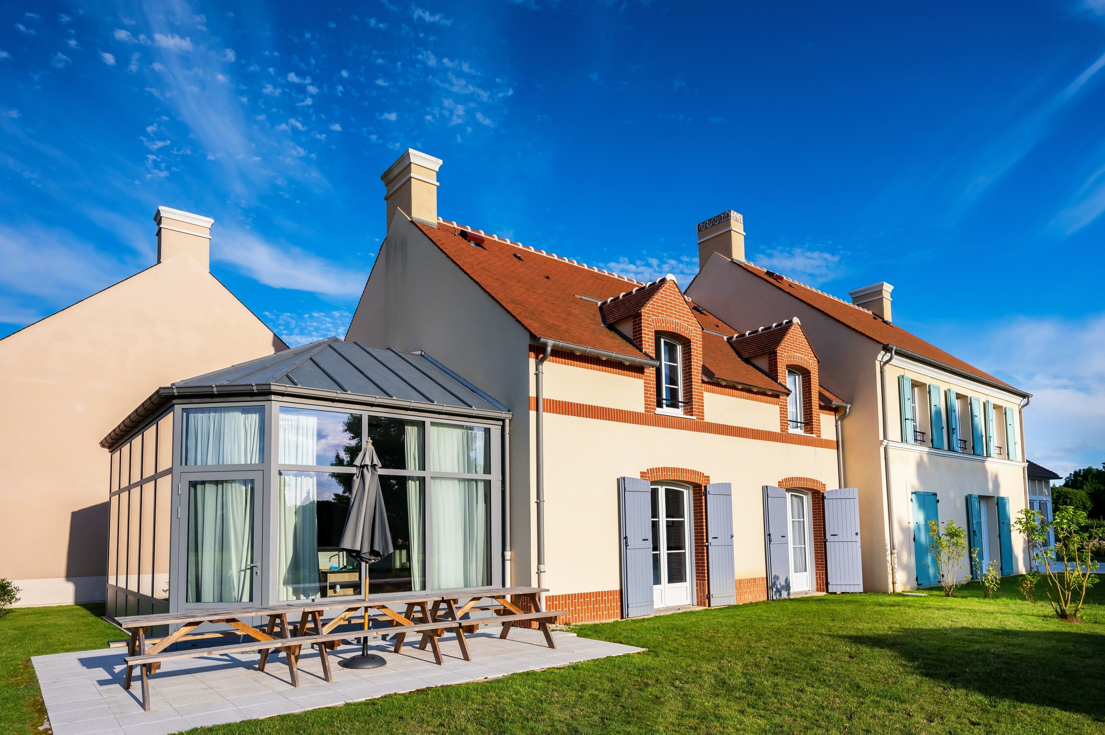 villa, 5 bedrooms | terrace/patio