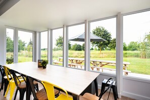 Villa, 5 camere da letto | Pasti in camera