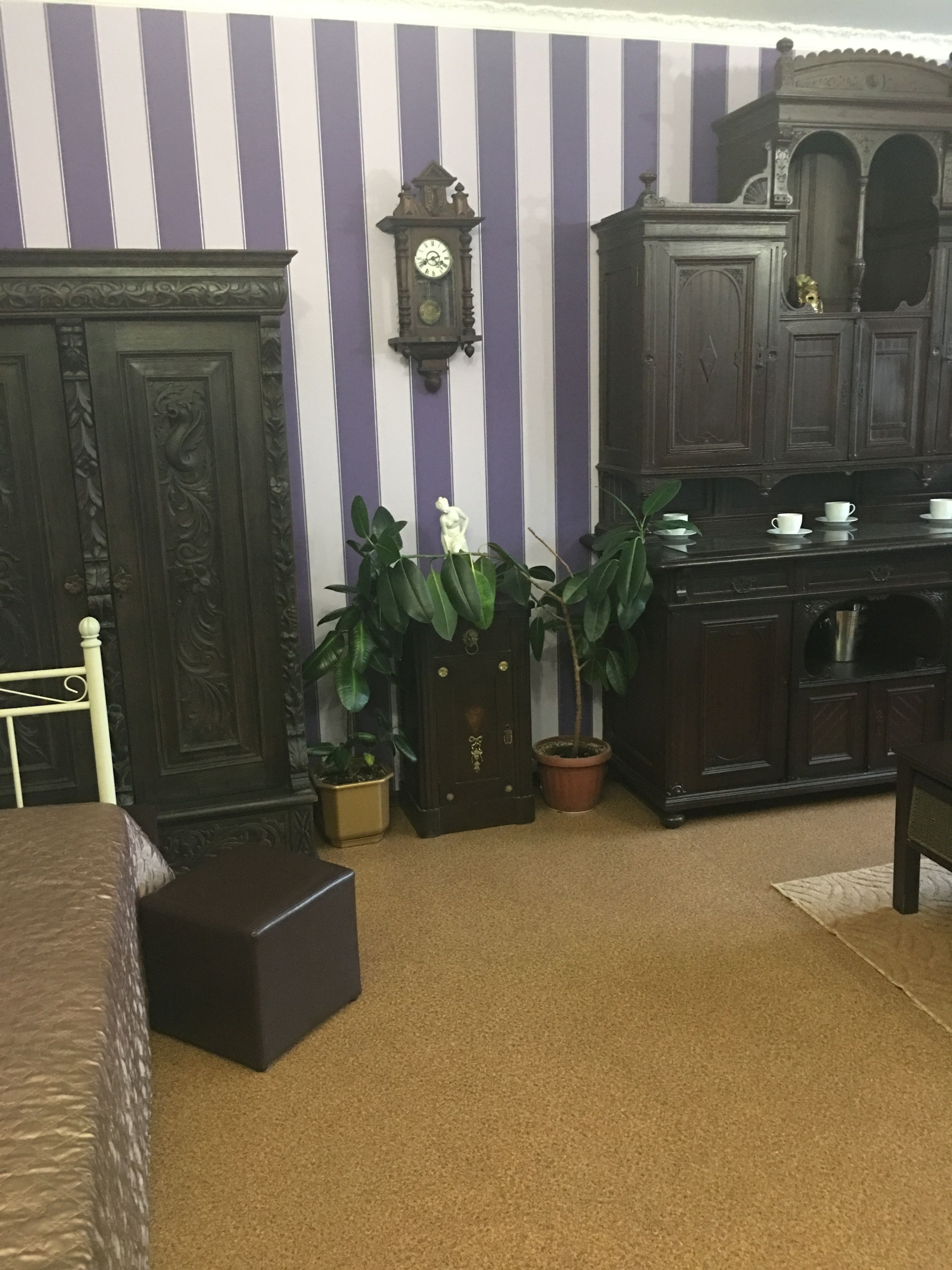 Studio | Décoration personnalisée, rideaux occultants, fer et planche à repasser