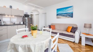 Căn hộ Exclusive, quang cảnh biển (Vista Bay Opatija 3) | Khu phòng khách