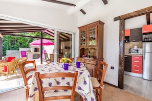 Appartement Exclusif, vue mer (Vista Bay Opatija 2) | Restauration dans la chambre
