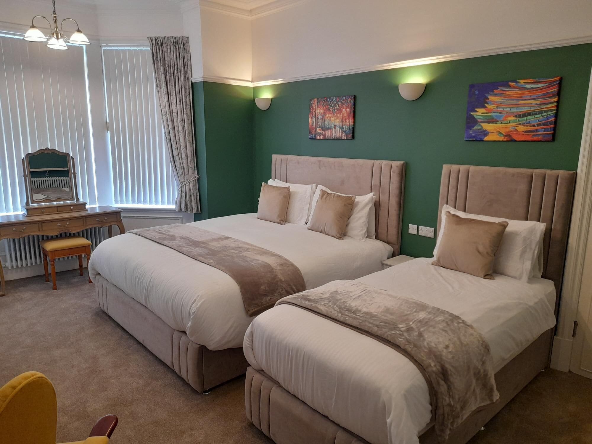 Standard Triple Room, Ensuite (Family Room)