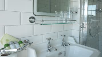 Suite, Ensuite | Bathroom