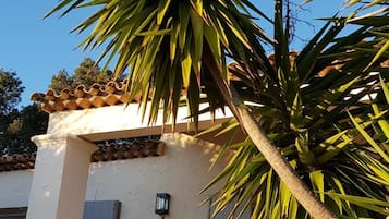 Fachada de la propiedad