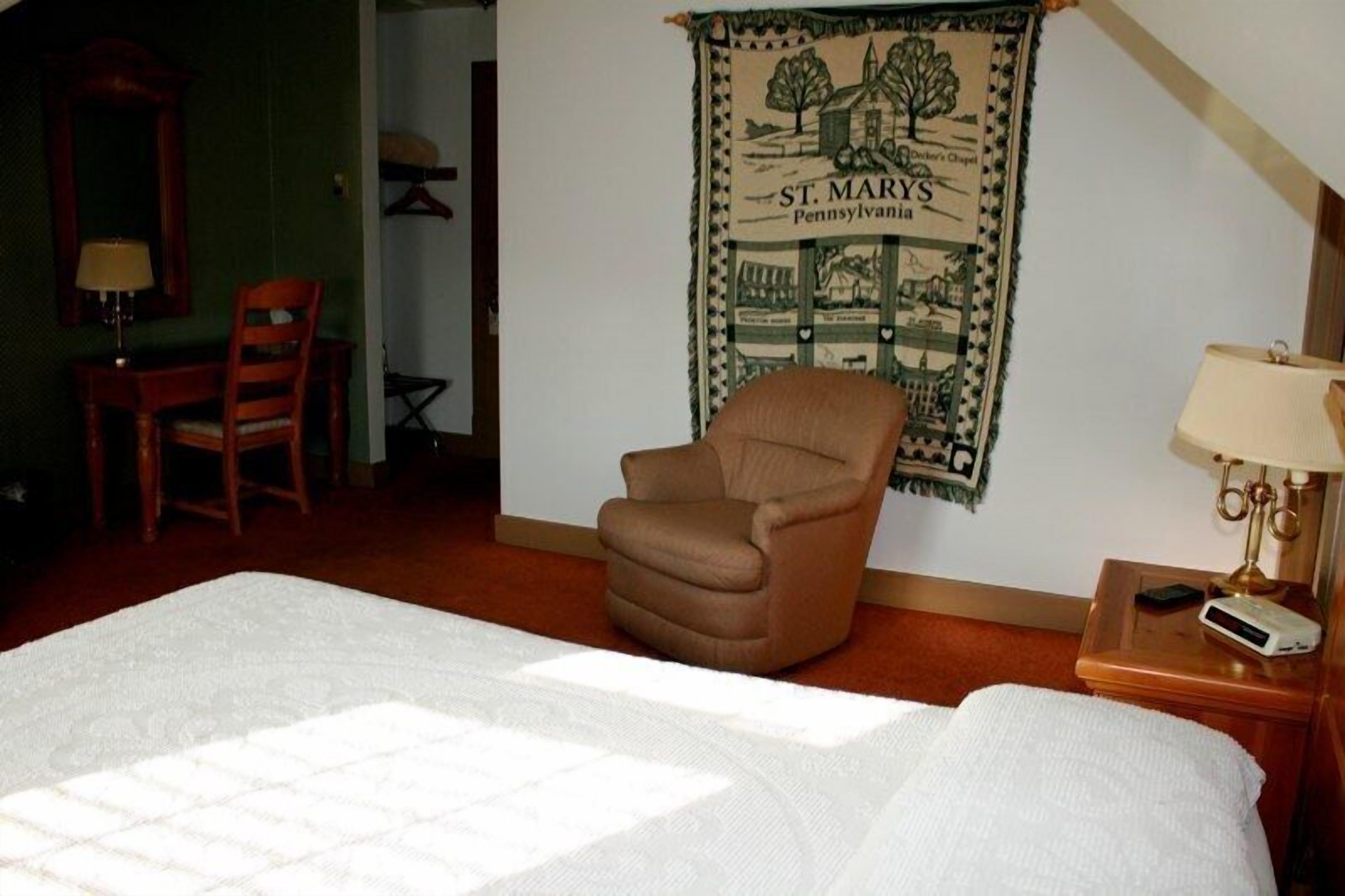 Individually decorated, iron/ironing board, free cots/infant beds
