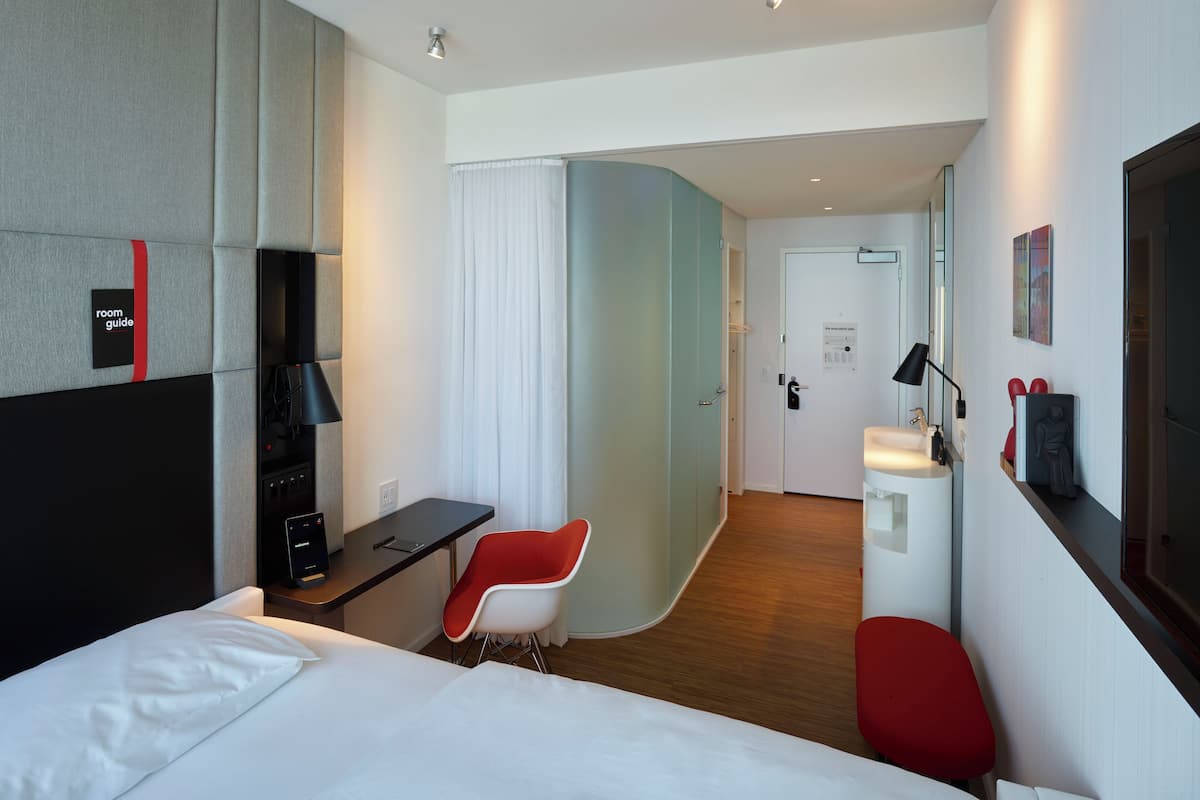 Premium bedding, pillow-top beds, in-room safe, desk