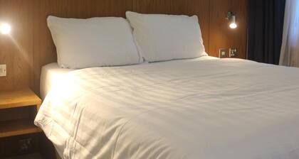 Corona Hotel Sheffield Meadowhall