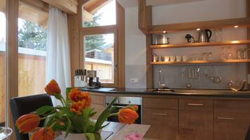 Apartment, Non Smoking | Living area