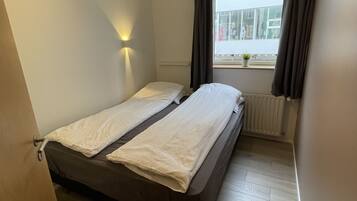 1 bedroom, individually decorated, laptop workspace, blackout drapes