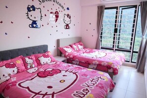 家庭公寓, 多張床, 山景 | 高級寢具、遮光窗簾/窗簾、隔音、熨斗/熨衫板