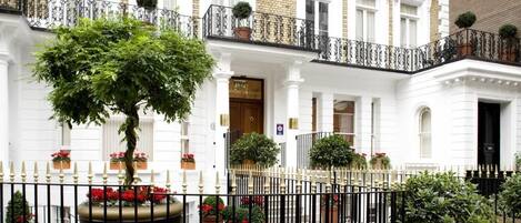 Fachada da propriedade