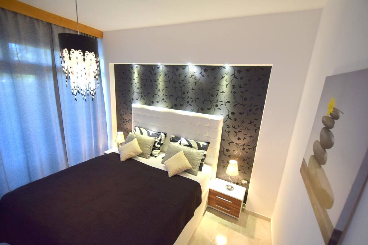 3 bedrooms, free WiFi, bed sheets