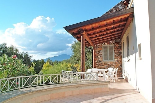 Villa Sarolli