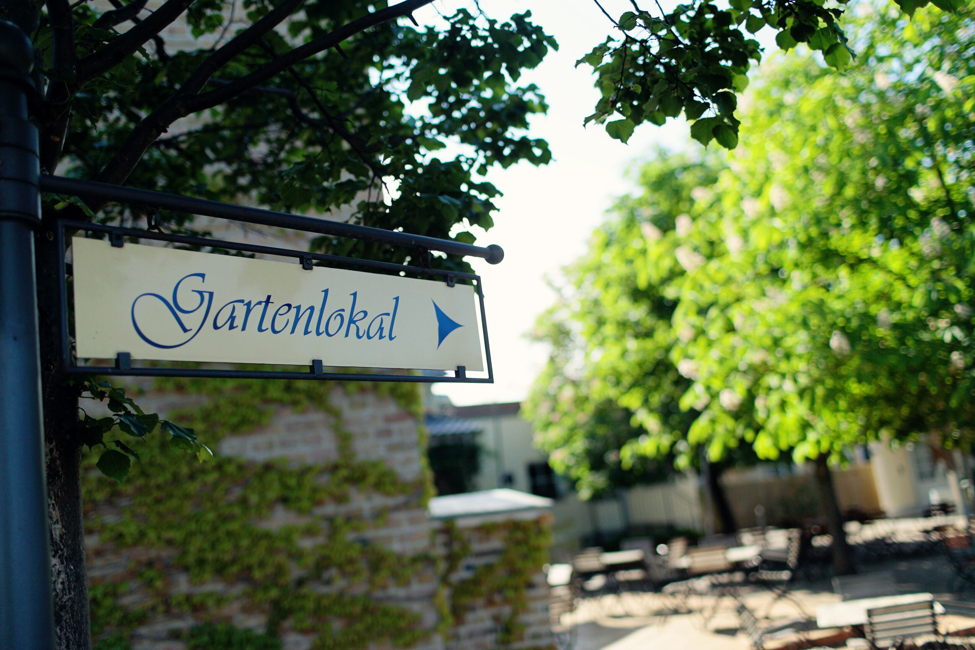 breakfast, lunch, dinner served; german cuisine, garden views