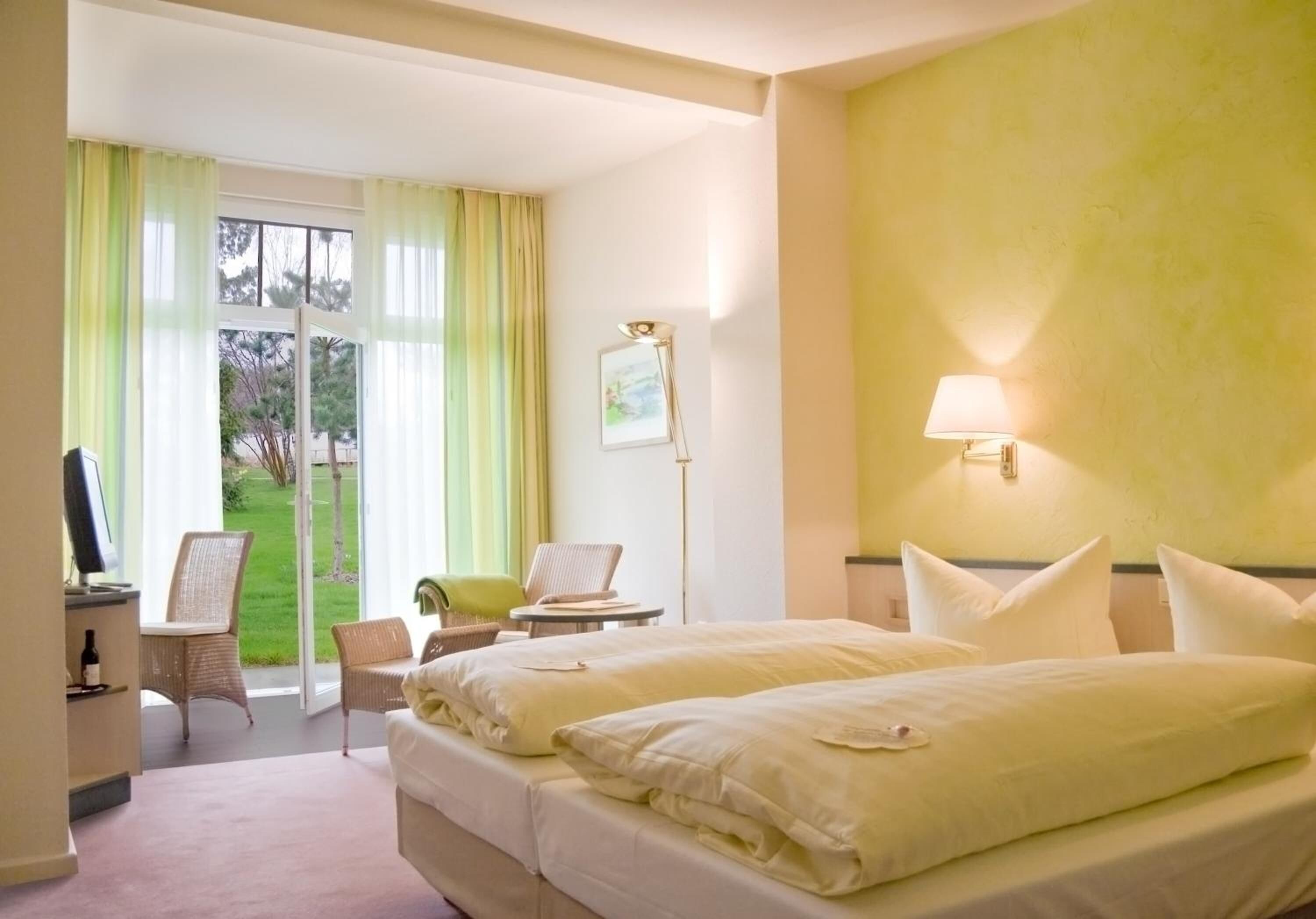 minibar, in-room safe, desk, blackout curtains