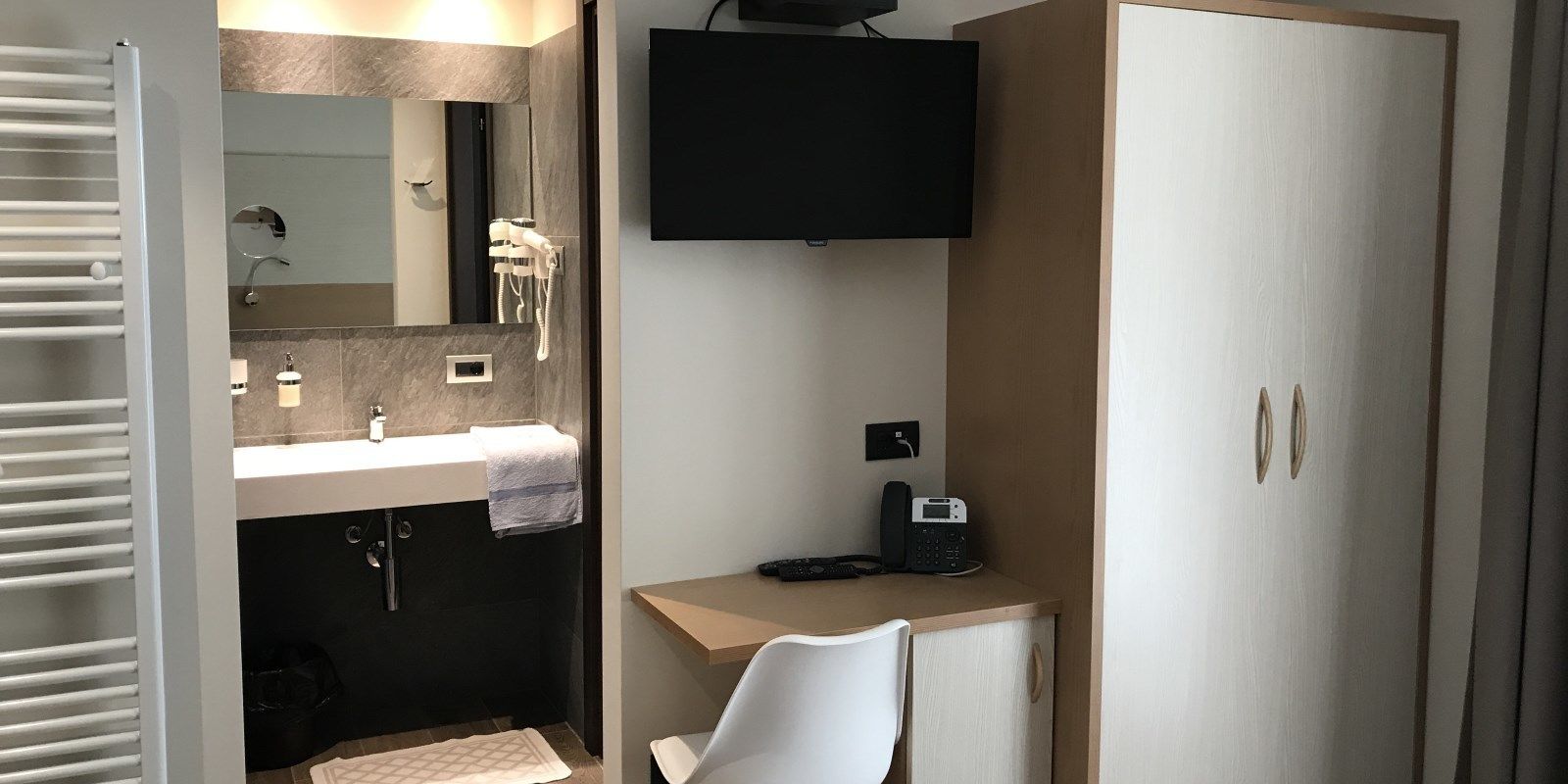 superior quadruple room | in-room safe, desk, soundproofing, free cots/infant beds