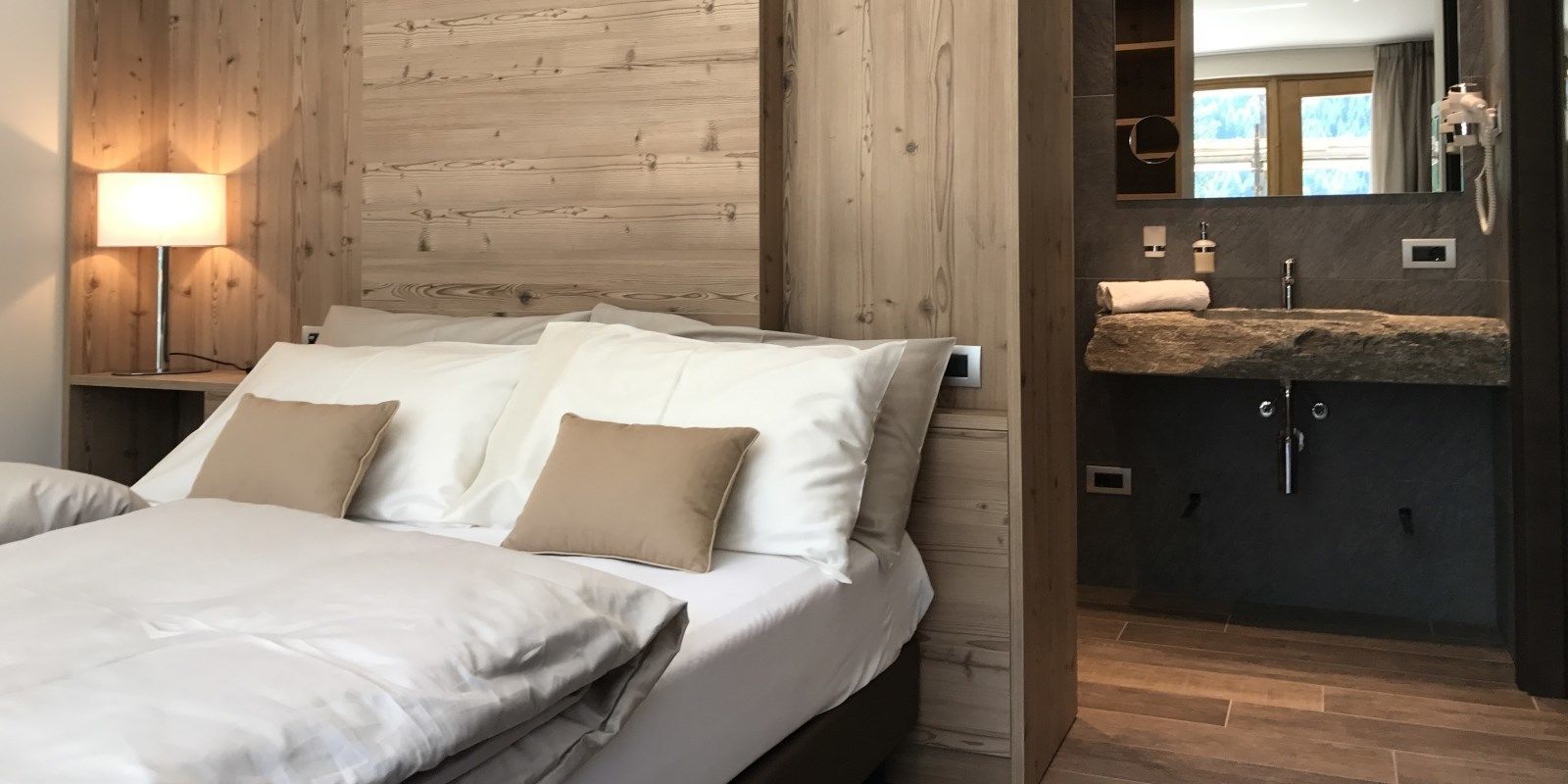 in-room safe, desk, soundproofing, free cots/infant beds