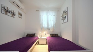 Room - Apartment Acija (Malinska-Dubasnica)