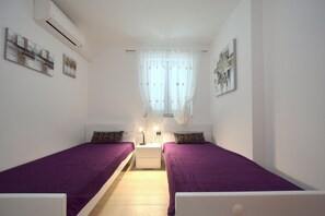 2 bedrooms, free WiFi, bed sheets - Apartment Acija (Malinska-Dubasnica)