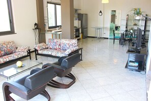 Apartment | Living room | Flat-screen TV - Cilento Loft (Ascea)