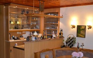 包含每日自助早餐