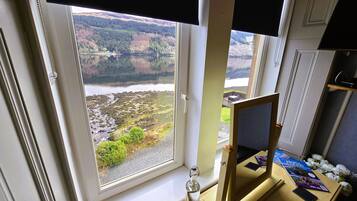 Double or Twin Room, Ensuite, Lake View (Bluebell Suite - Lochview Ensuite) | Egyptian cotton sheets, premium bedding, individually decorated