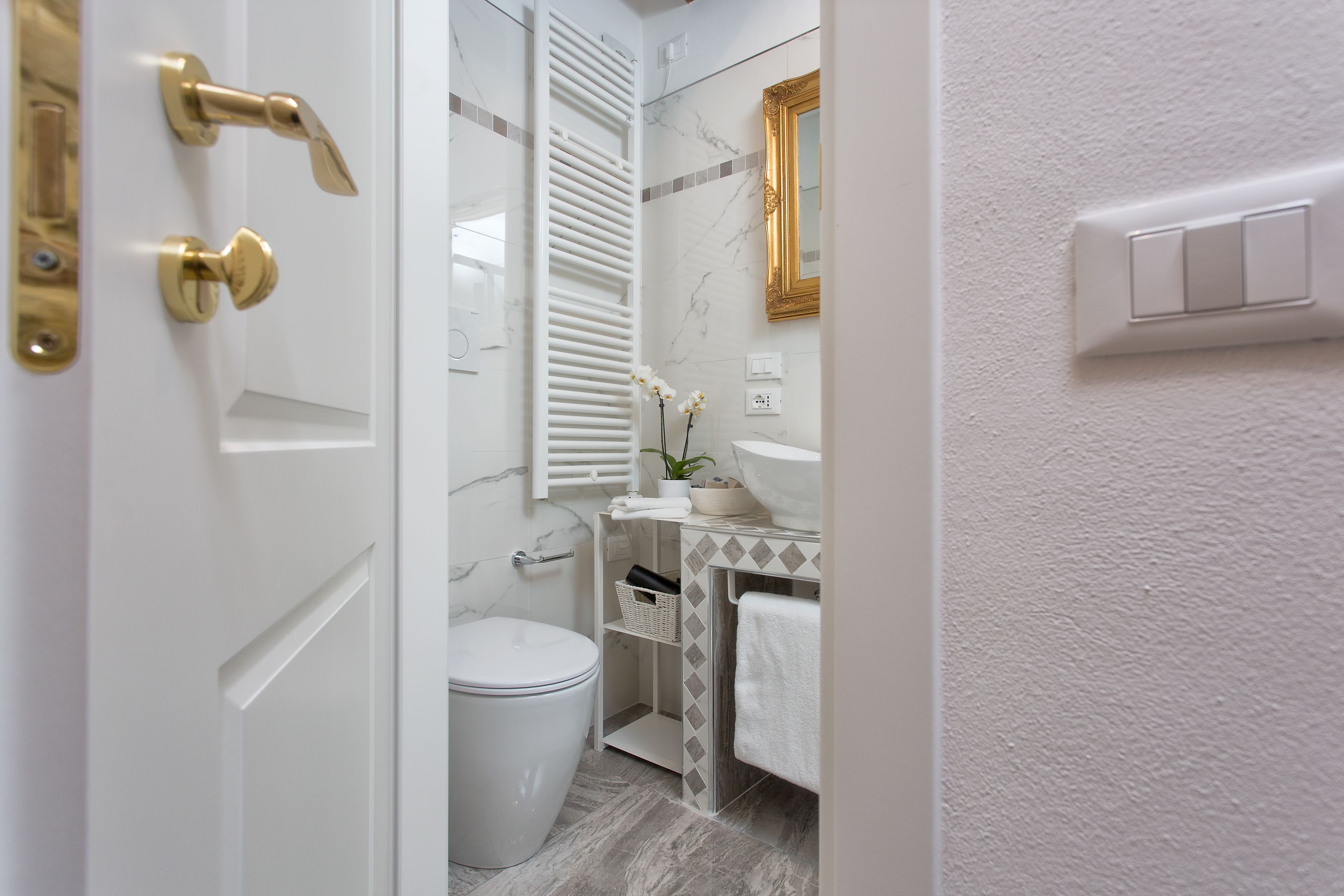 Small Room | Bathroom | Shower, free toiletries, hair dryer, slippers