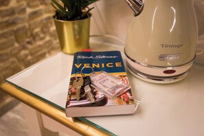 Small Room | Down comforters, free WiFi - Cà Patron (Venice)