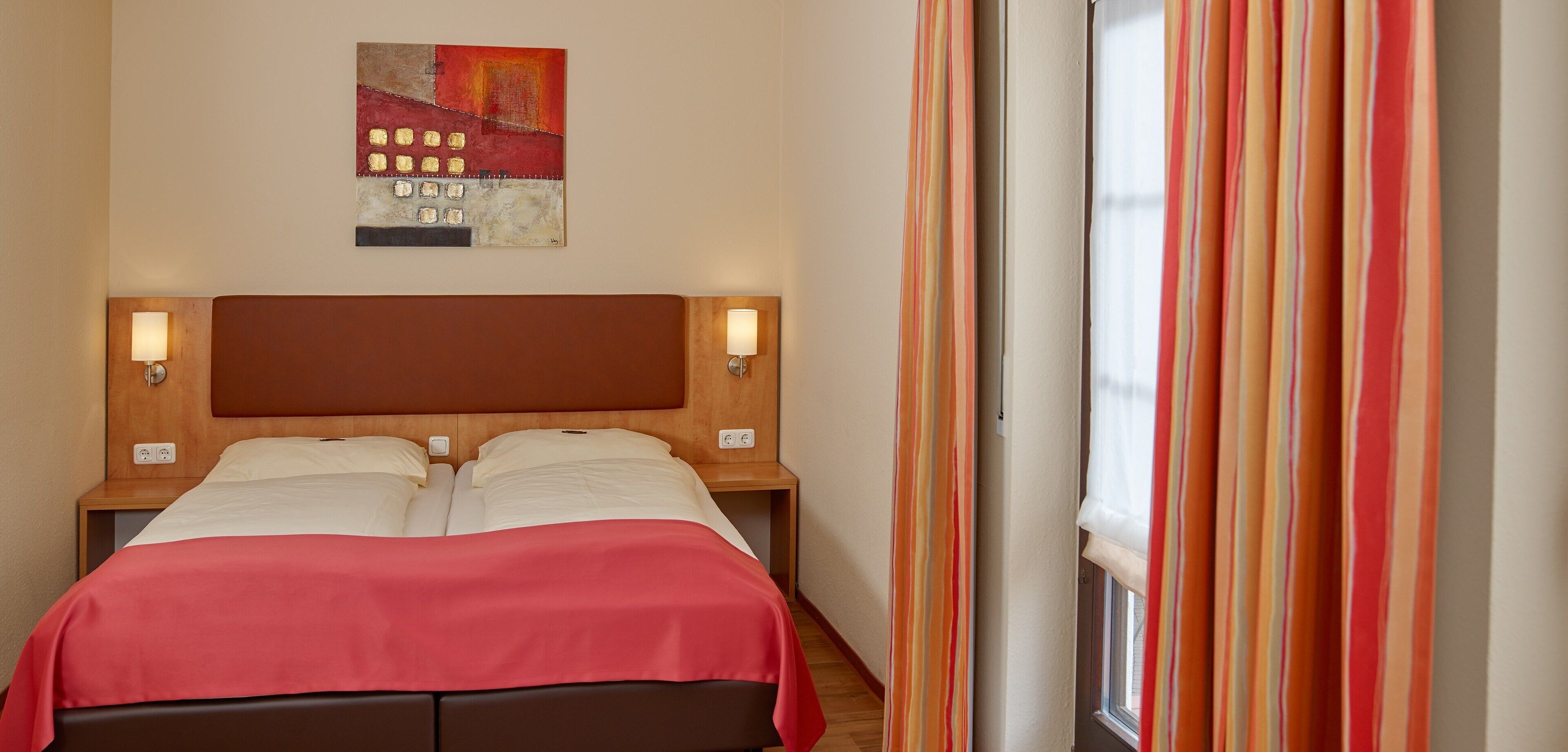 comfort double room, balcony | premium bedding, desk, blackout curtains, iron/ironing board