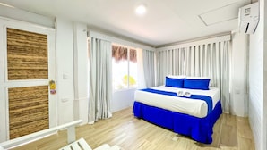 Superior Double Room, Multiple Beds, Non Smoking, Sea View