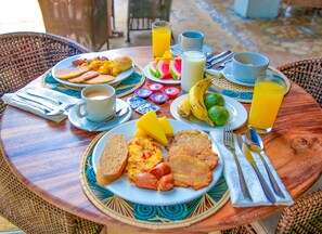 Petit déjeuner continental compris tous les jours