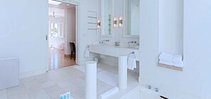 Bathroom - Arushi Villa (The Valley)